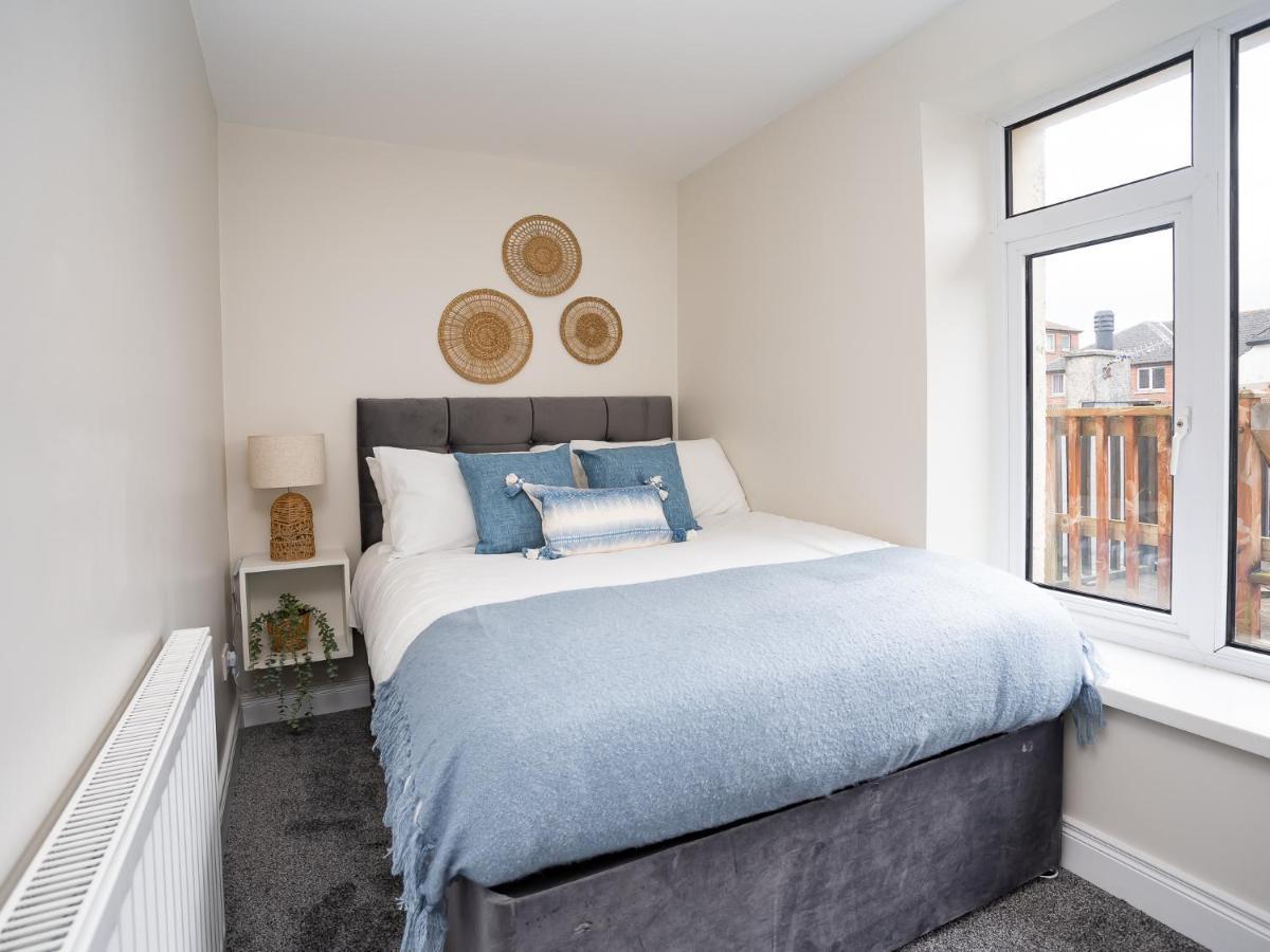 The Views Townhouse Villa Newcastle  Bagian luar foto